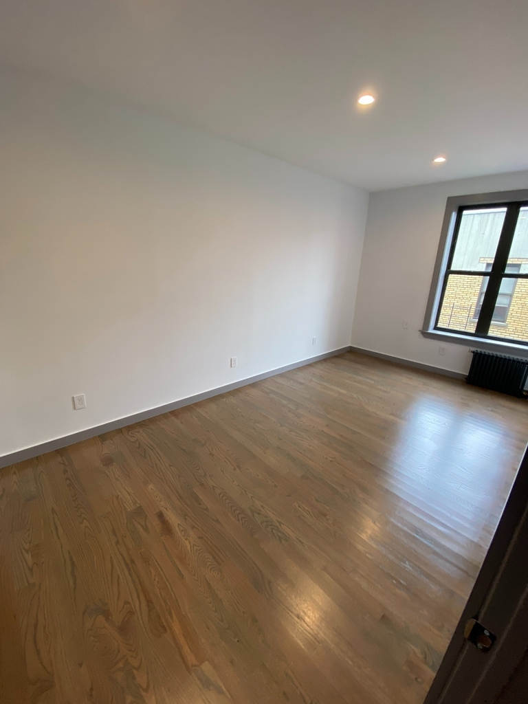 600 West 142nd Street - Photo 15