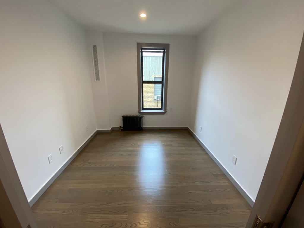 600 West 142nd Street - Photo 13