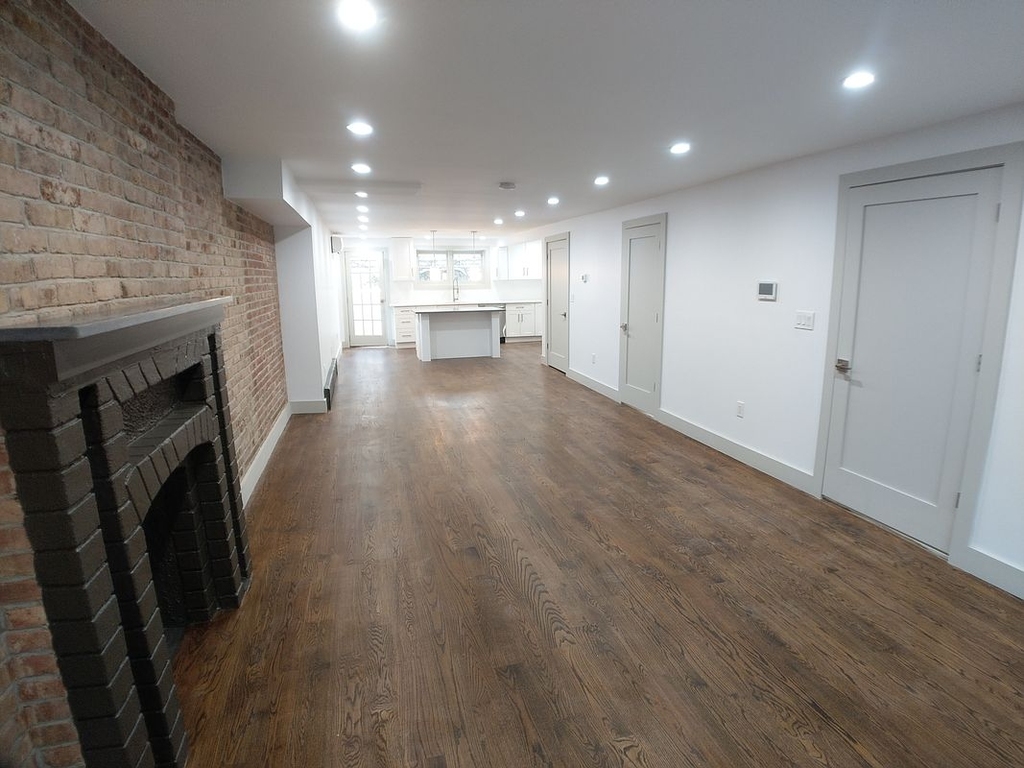 33 Vanderbilt Avenue - Photo 14