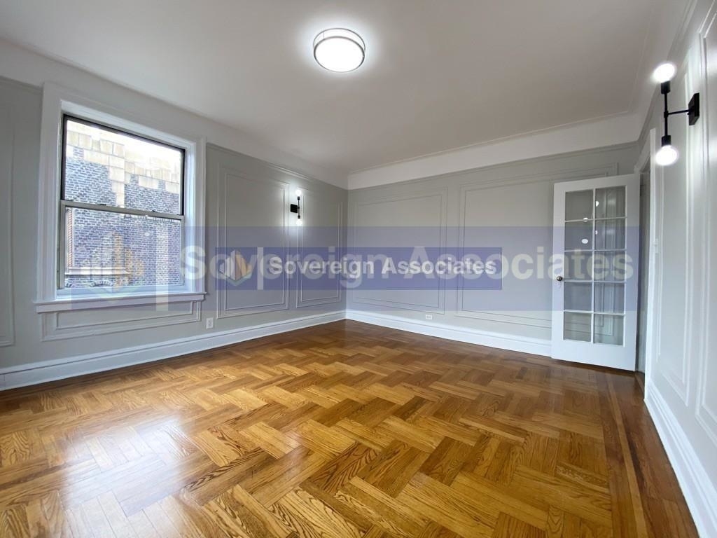 105 Pinehurst Avenue - Photo 1