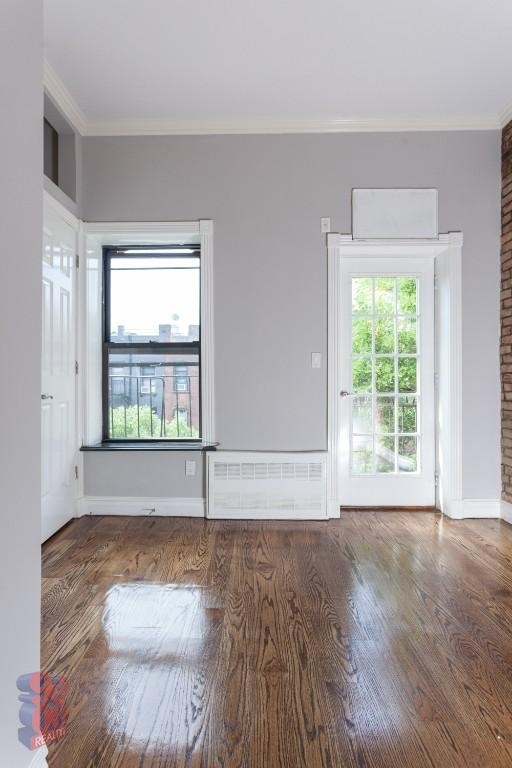 521 East 5th Street - Photo 3