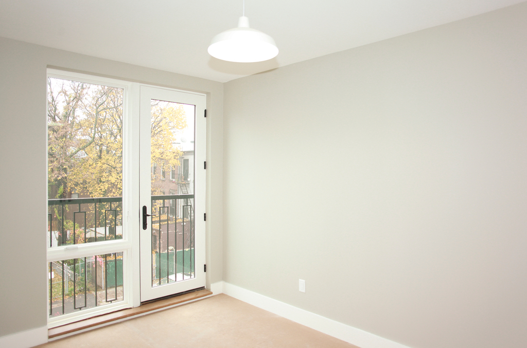 773 Lexington Avenue - Photo 2