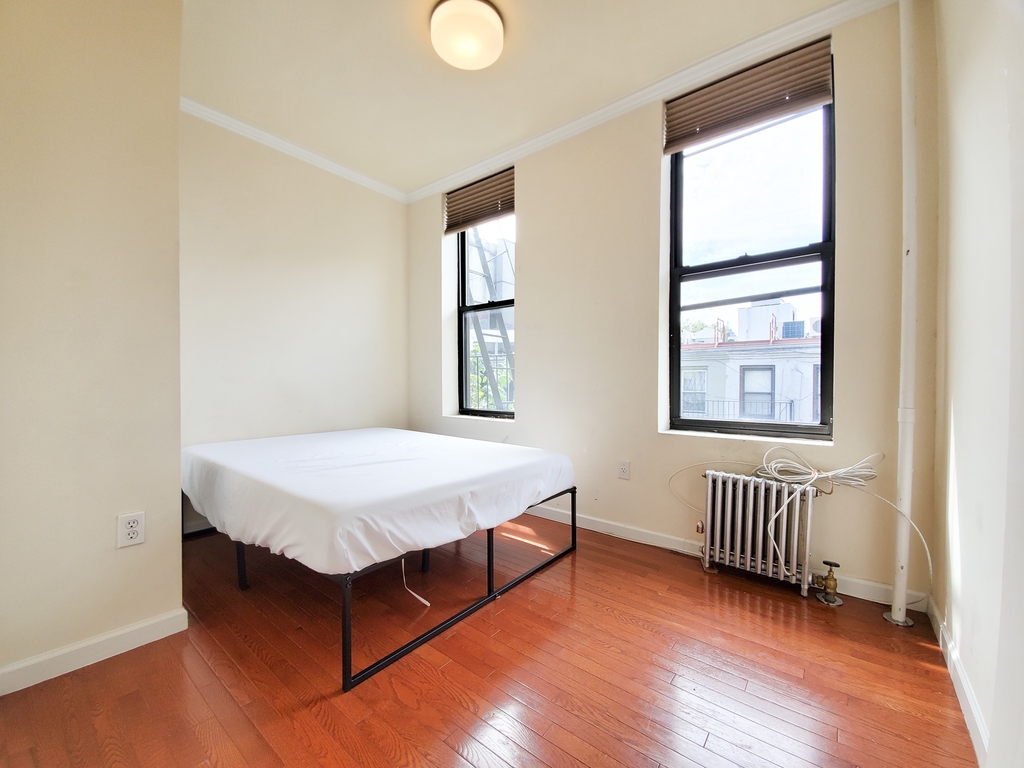 109 Eldridge Street - Photo 4