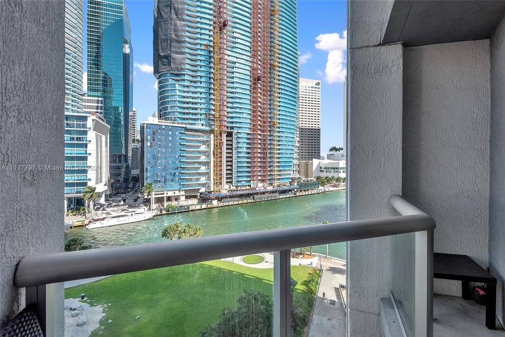 475 Brickell Ave - Photo 0