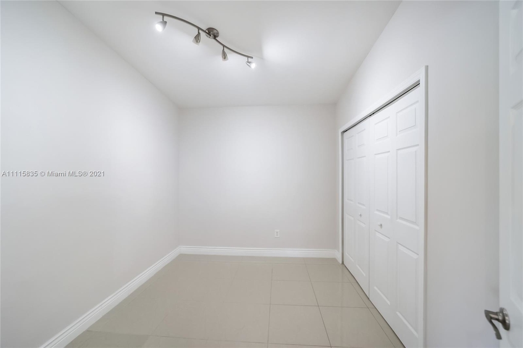 6511 Sw 64th Court - Photo 16