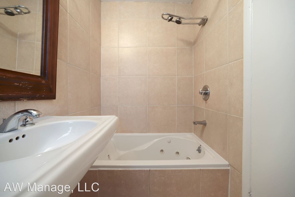 1822 15th Street Nw Apt #101 - Photo 28