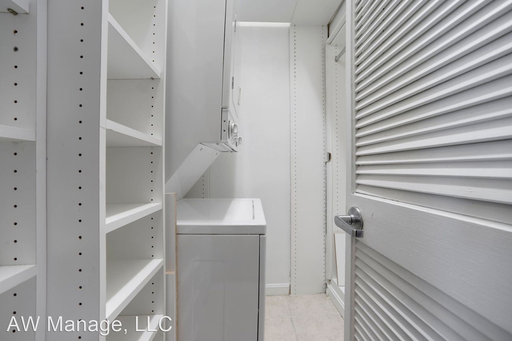 1822 15th Street Nw Apt #101 - Photo 29