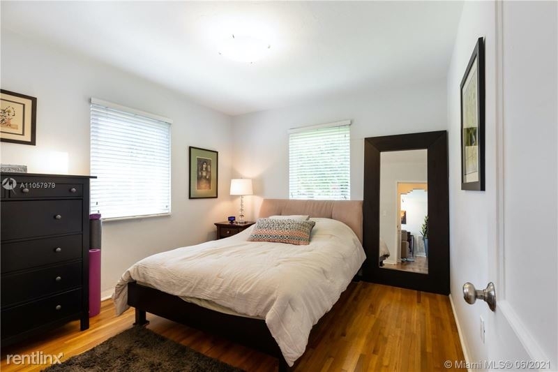 1810 Sw 32 Ct - Photo 8