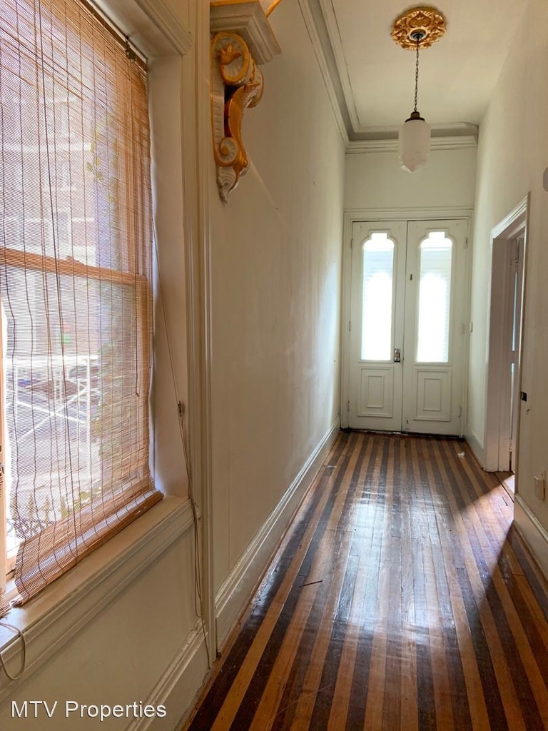 10 E Chase Street - Photo 6