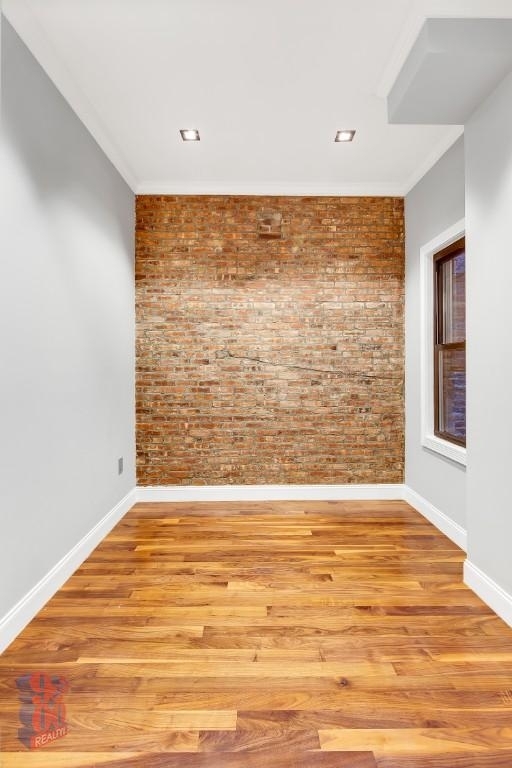 329 East 58th Street - Photo 3