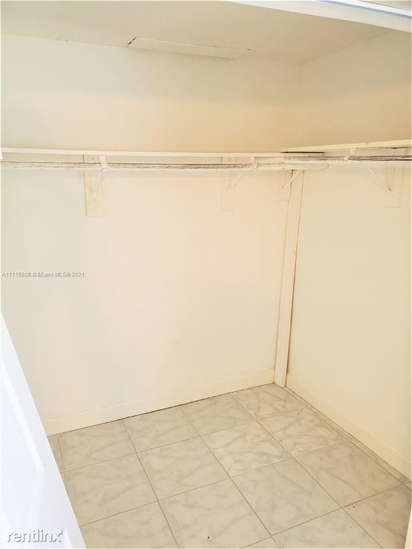 2402 Sw 108th Ave #2402 - Photo 8