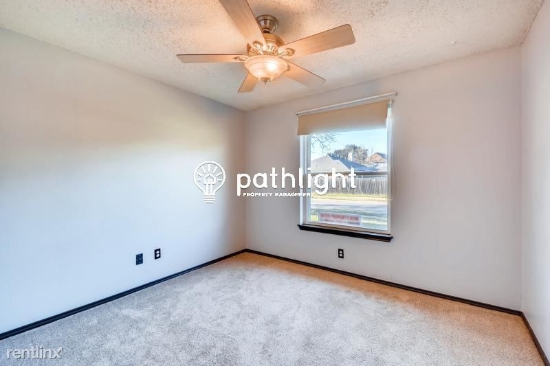 1704 San Francisco St - Photo 8