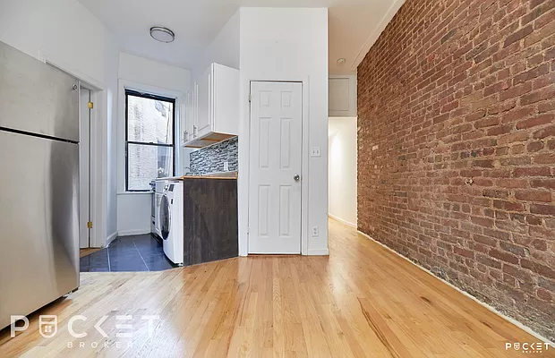 346 East 13th Street - Photo 5