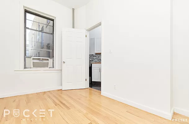 346 East 13th Street - Photo 9