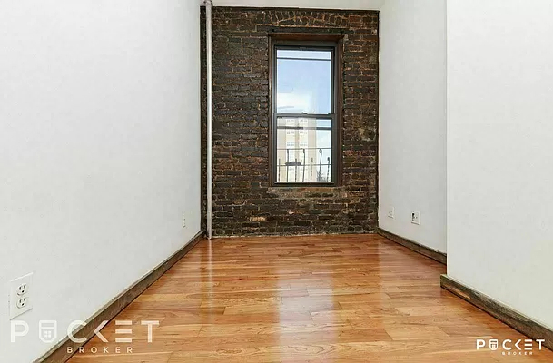 647 East 11th Street - Photo 7