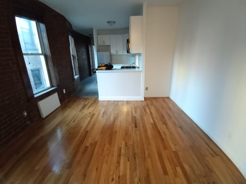 368 WEST 51 STREET - Photo 6