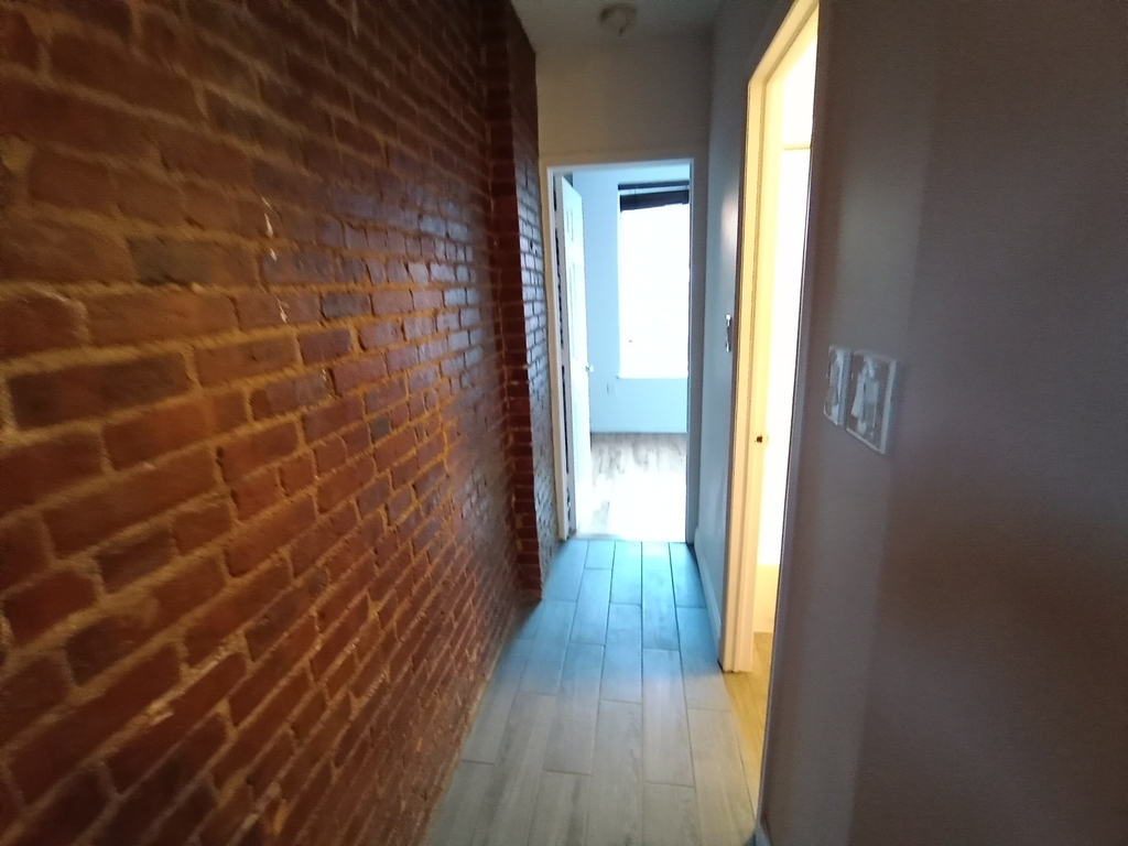 368 WEST 51 STREET - Photo 12