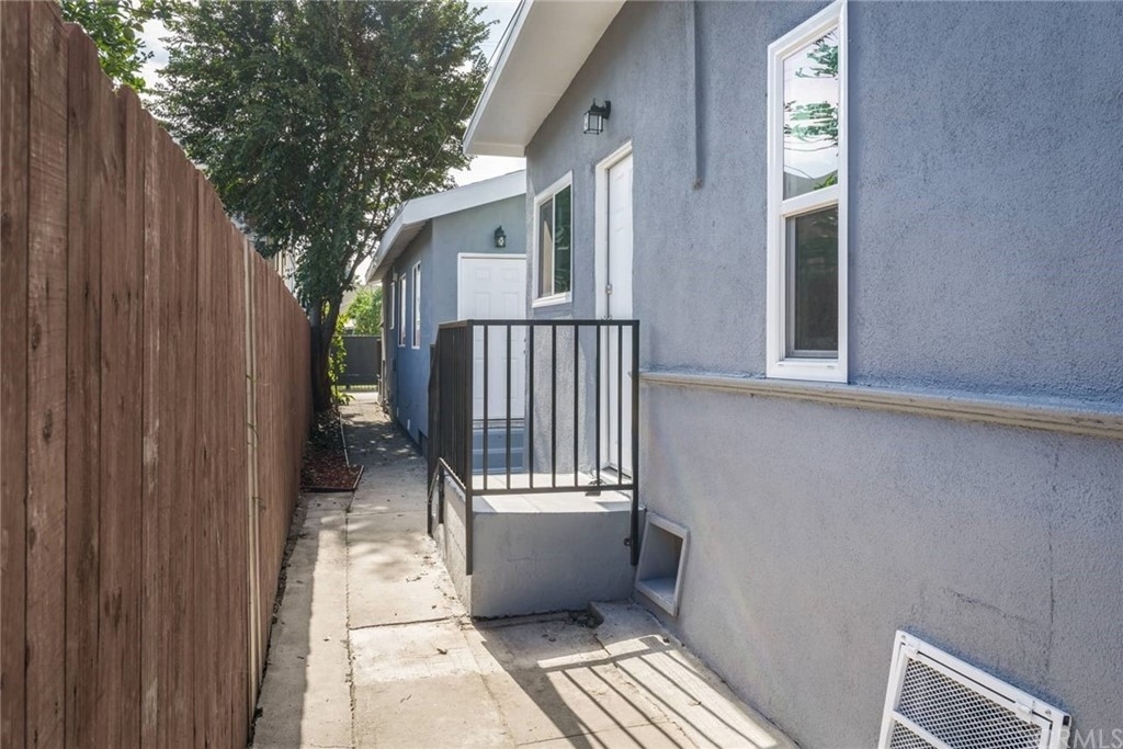 1272 W 38th Street - Photo 1