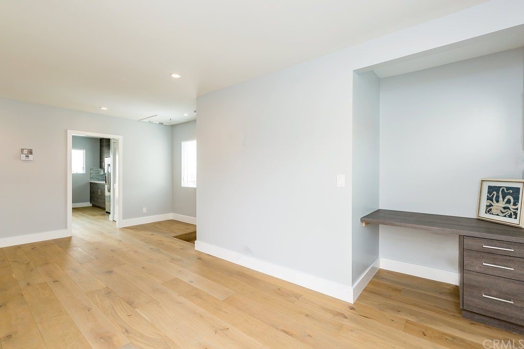 1331 Manhattan Avenue - Photo 3