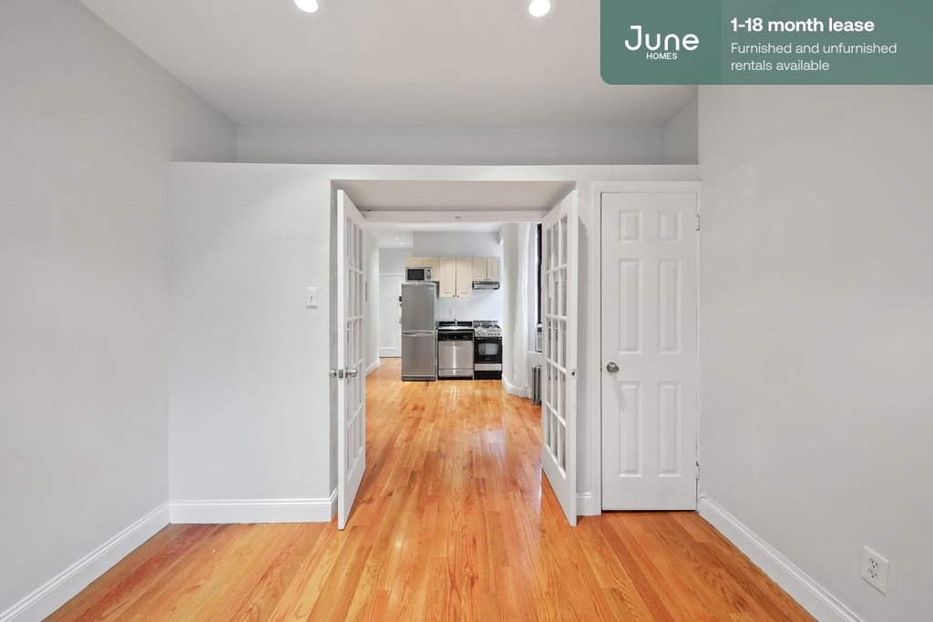 715 East 5th Street - Photo 9