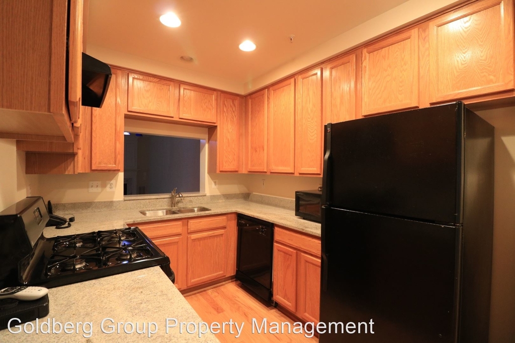 333 Fallsgrove Drive #37 - Photo 1