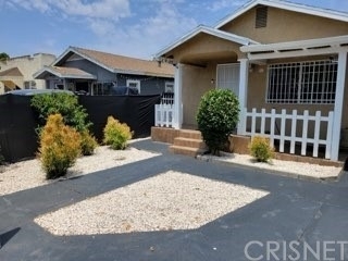 1733 W 37th Place - Photo 0