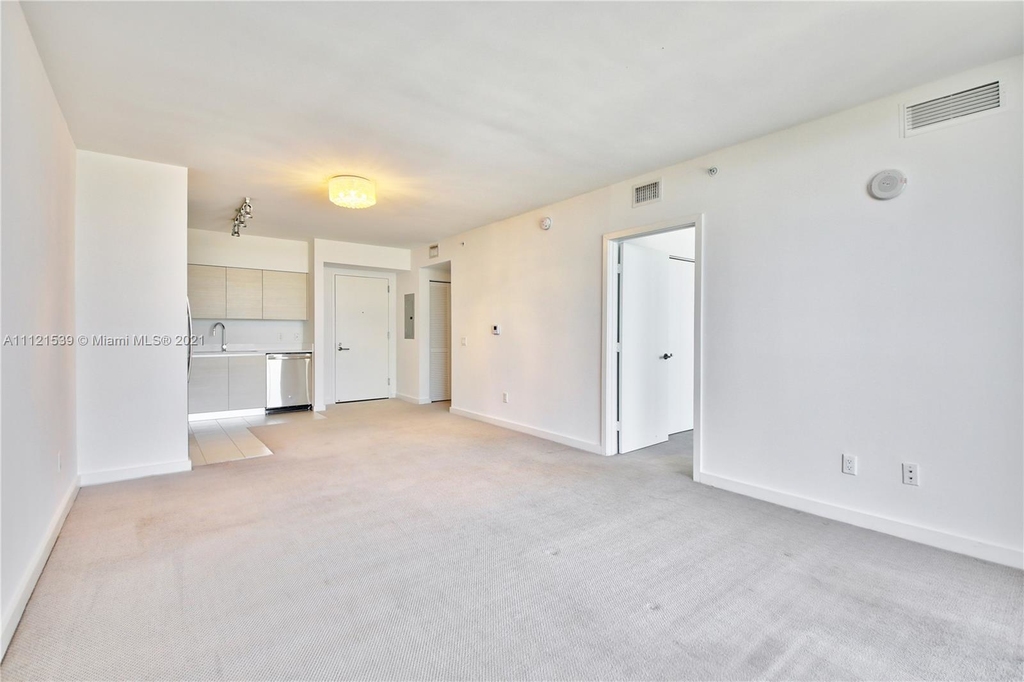 4250 Biscayne Blvd - Photo 1