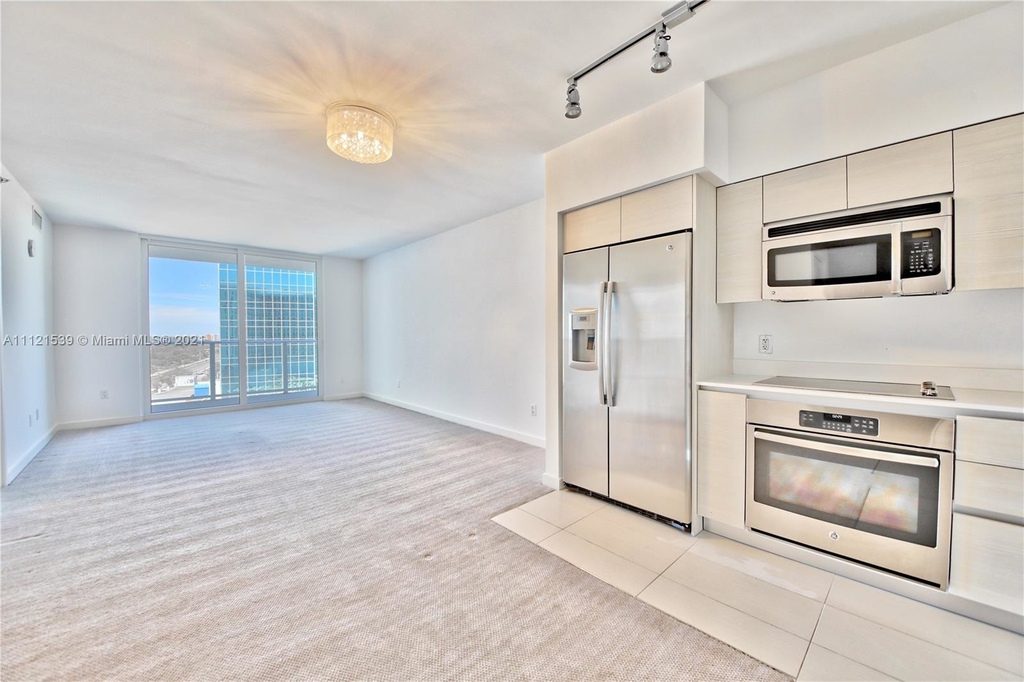 4250 Biscayne Blvd - Photo 4