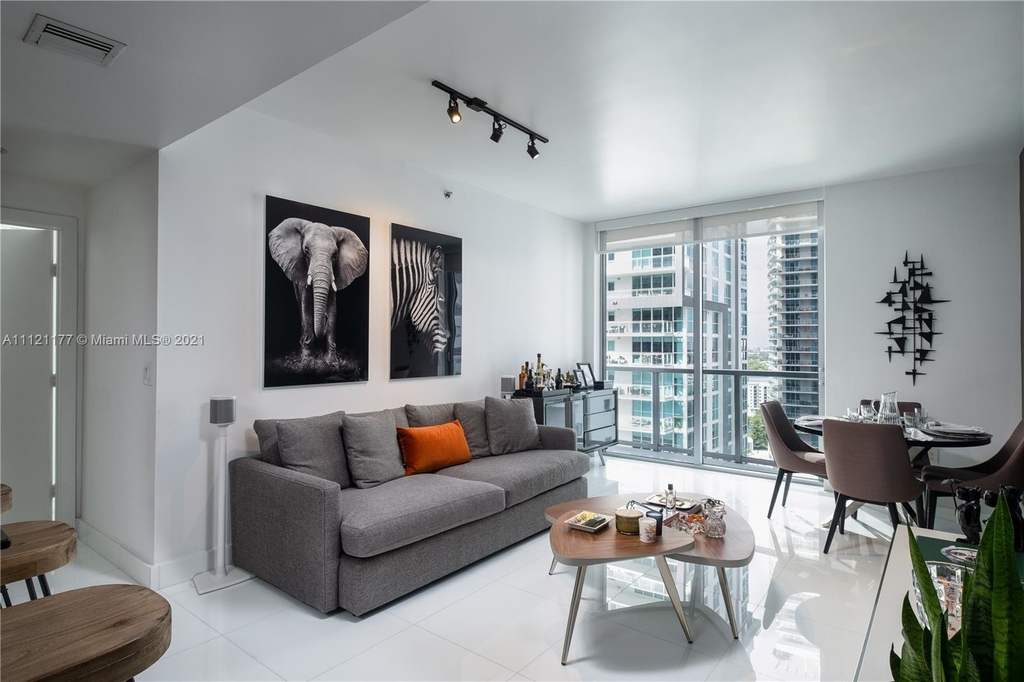 1060 Brickell Ave - Photo 8