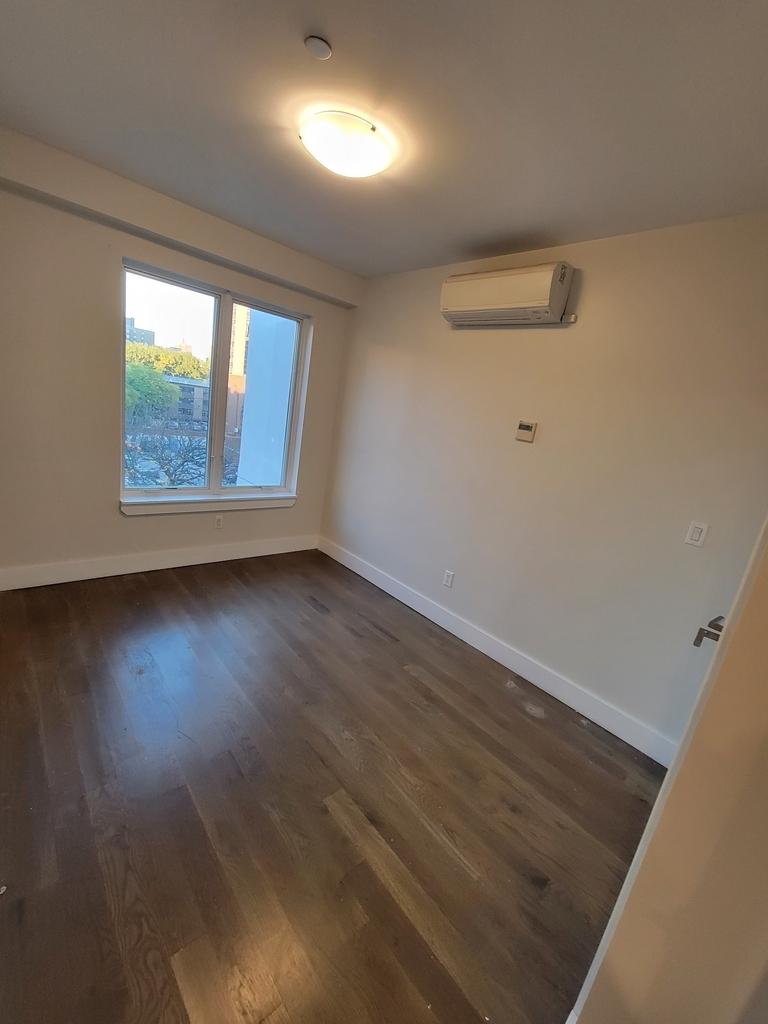 532 East 142nd Street - Photo 3