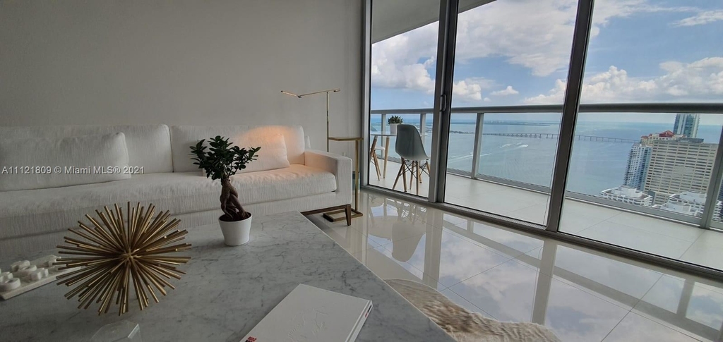 495 Brickell - Photo 0