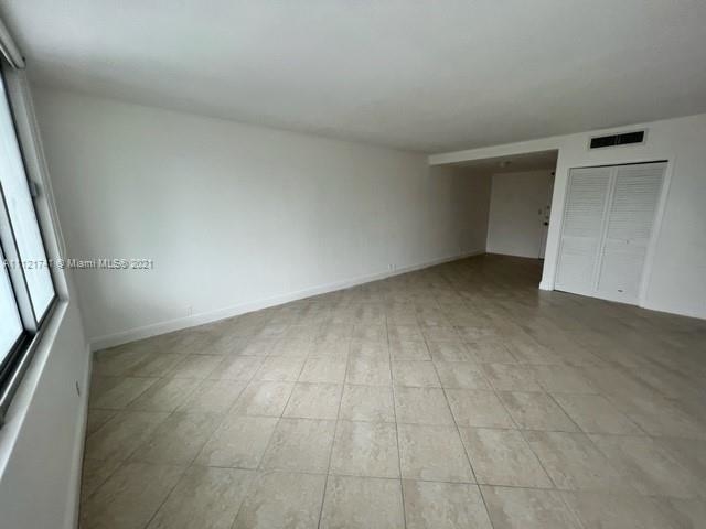 1000 West Ave - Photo 2