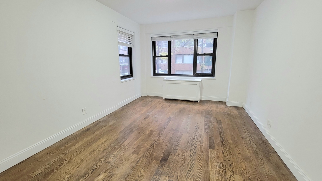 East 56th Sutton Place - Photo 6