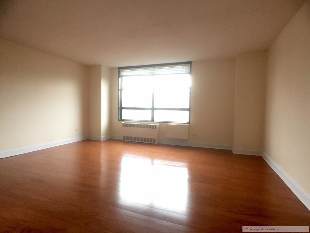 3333 Broadway - Photo 4