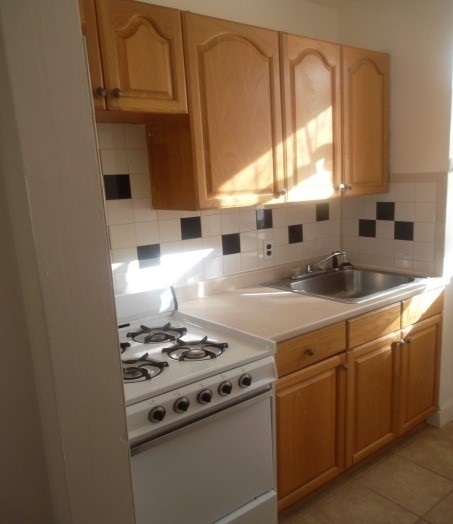 108 Edgecombe Avenue - Photo 4