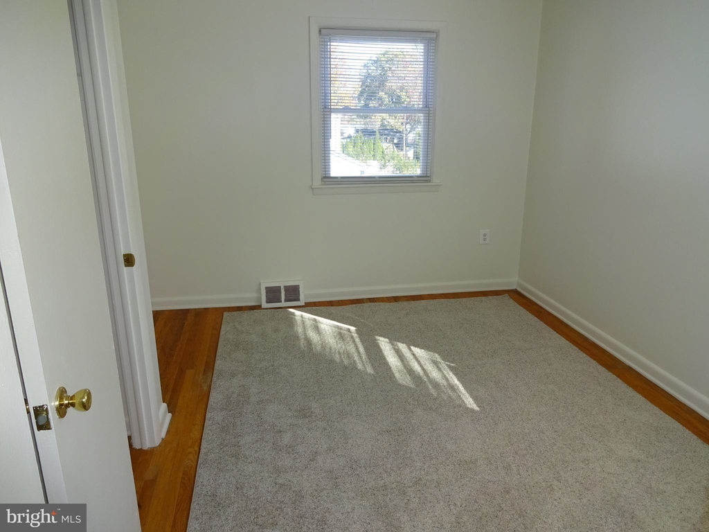 1212 Harrison Avenue - Photo 15