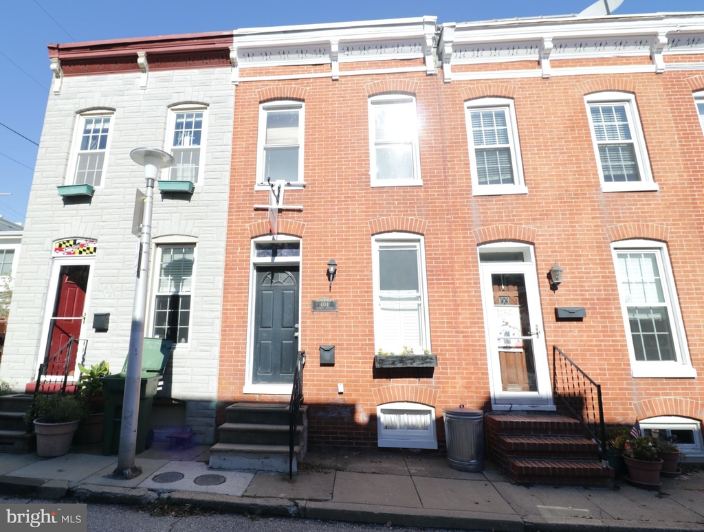 404 Sanders Street - Photo 1