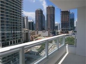 1080 Brickell Ave - Photo 14