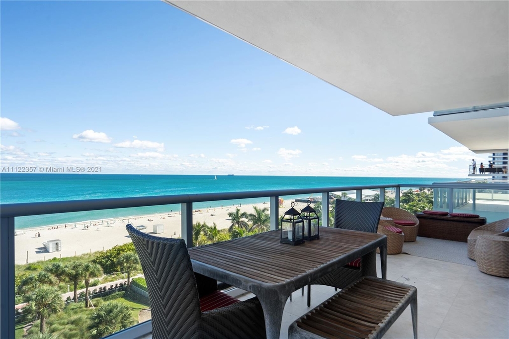 3737 Collins Ave - Photo 1