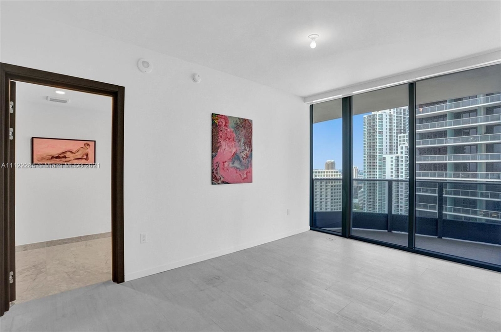 1000 Brickell Plz - Photo 9