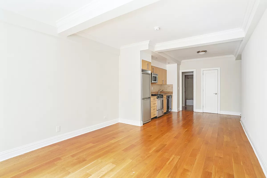 20 Park Avenue - Photo 2