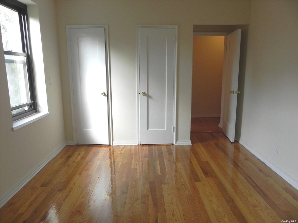 21 Schenck Avenue - Photo 12