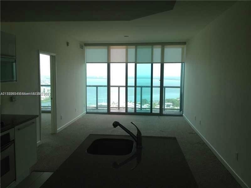 888 Biscayne Blvd - Photo 2