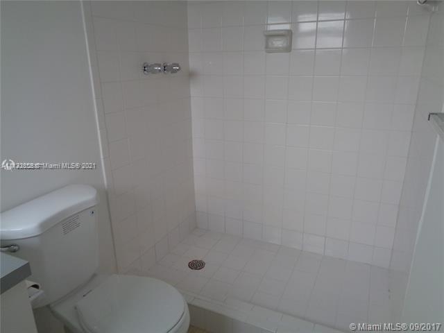 15205 Ne 6th Ave - Photo 9