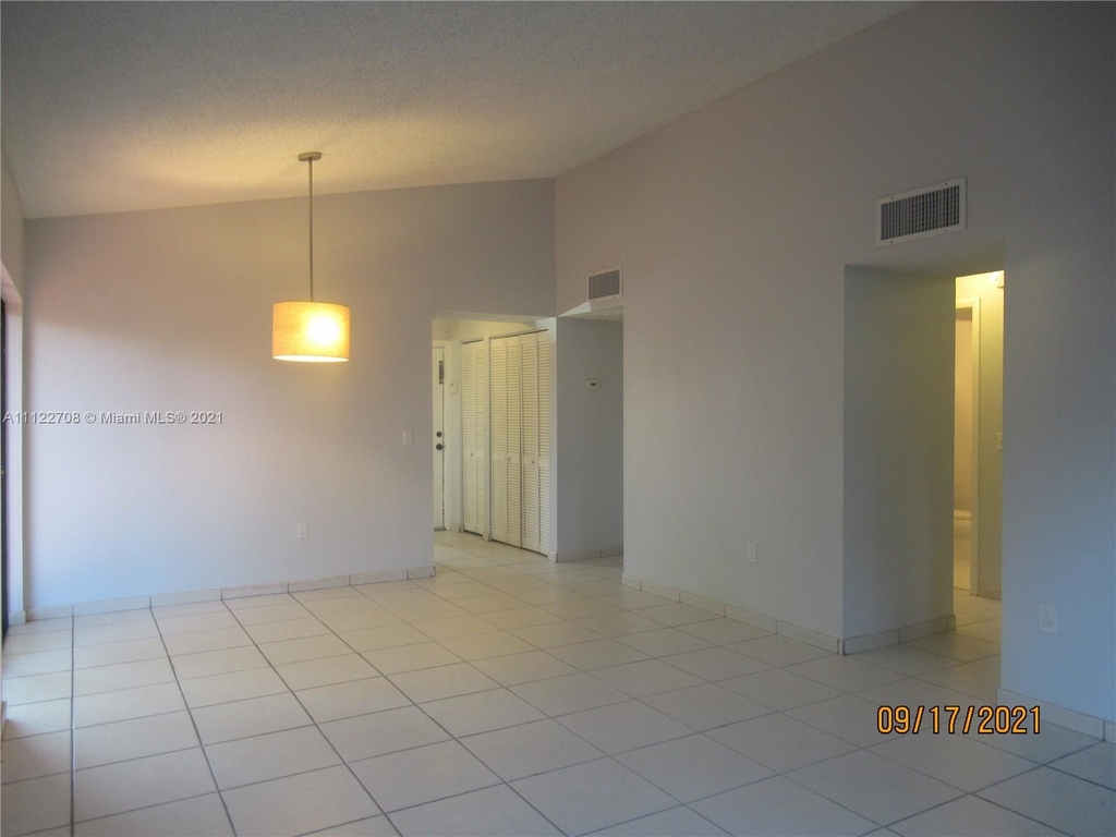 13236 Sw 111th Ter - Photo 2