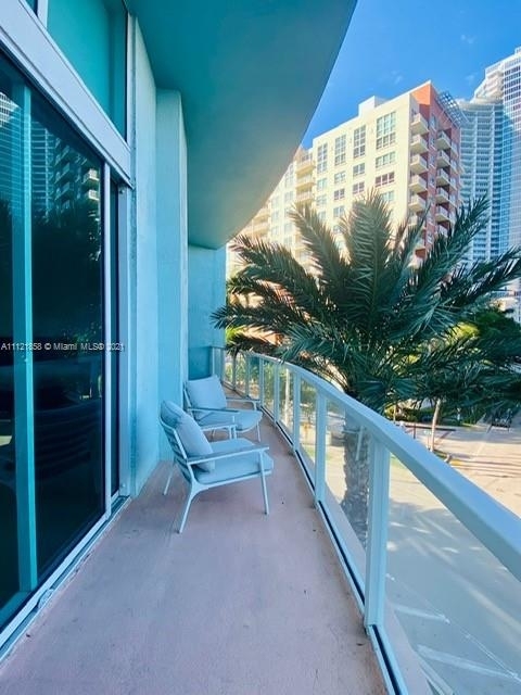 1900 N Bayshore Dr - Photo 17