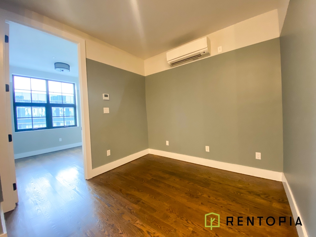 187 Kent Avenue - Photo 8