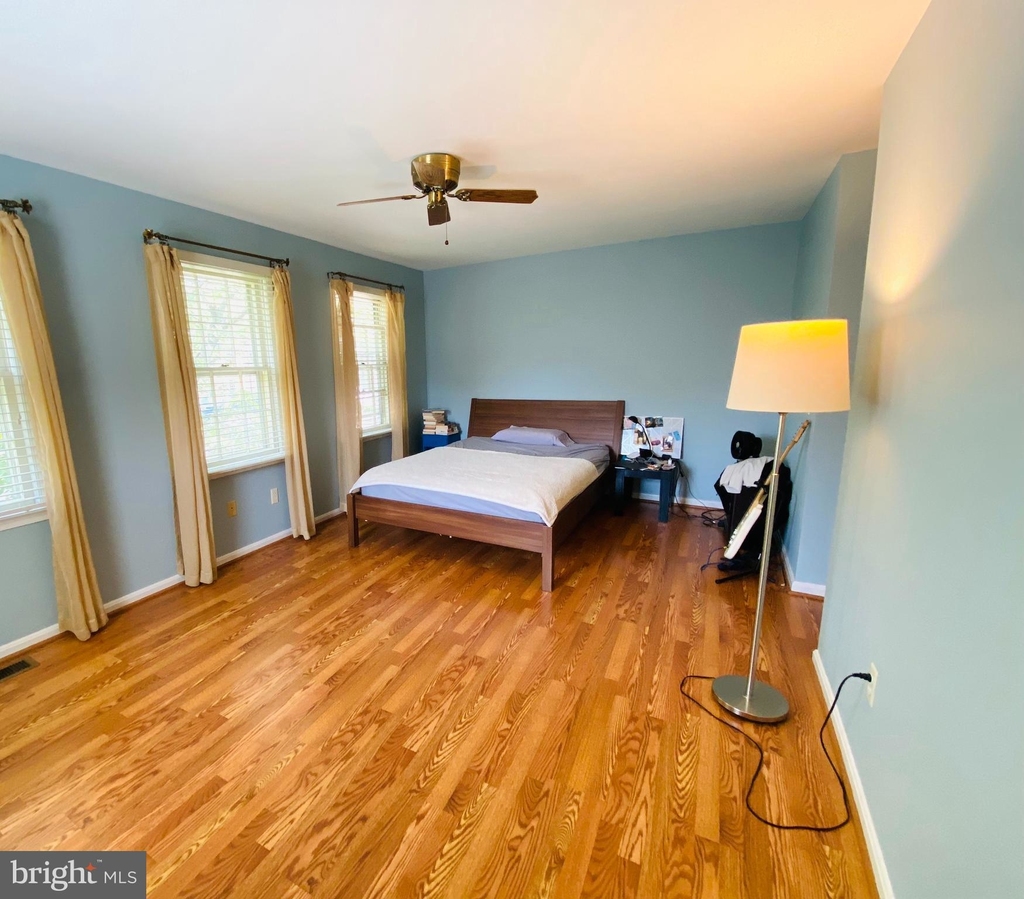 3880 Bradwater Street - Photo 2