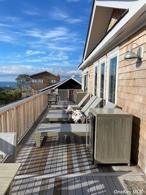 335 Surf Road - Photo 2