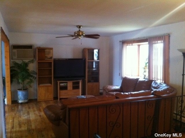 412 Midwood Road - Photo 6